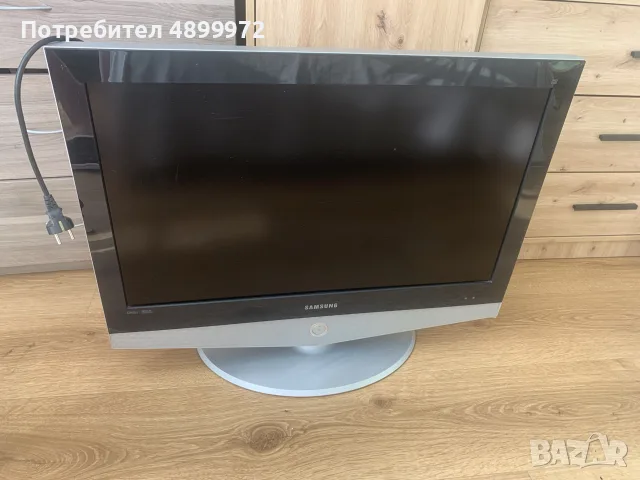 Samsung LCD телевизор 32 инча 
