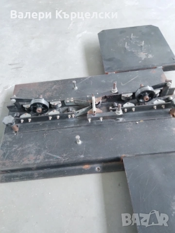 Приспособление, уред, инструмент за залепване на бутил лента върху стъкло, снимка 2 - Други машини и части - 54215508