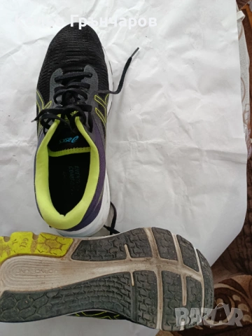 Маратонки за бягане SAUCONY и ASICS gel 28,5 см. , снимка 8 - Маратонки - 54664733