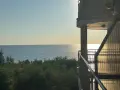     Апартамент на първа линия в центъра на Бяла с невероятна морска панорама , снимка 2