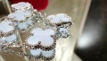 Van Cleef & Arpels VCA 5 Motifs Silver Chalcedony Vintage Alhambra Дамска Гривна, снимка 4