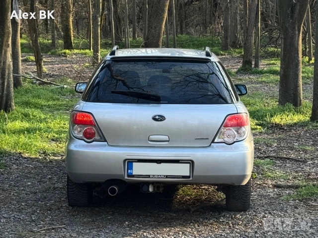 Subaru Impreza 2.0R 160кс, снимка 4 - Автомобили и джипове - 53991154