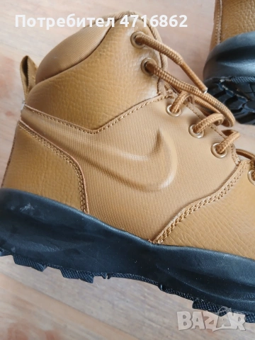 Високи маратонки Nike, снимка 4 - Маратонки - 54189996