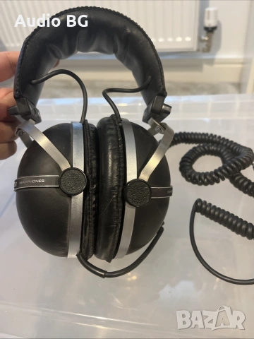 Pioneer SE-305 Vintage Headphones Japan, снимка 2 - Слушалки и портативни колонки - 55074381