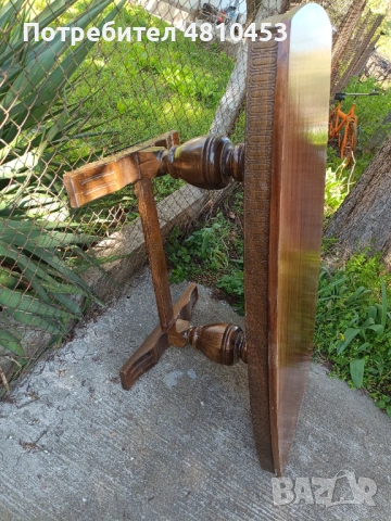 Холна маса , фотьойли табуретки и диван