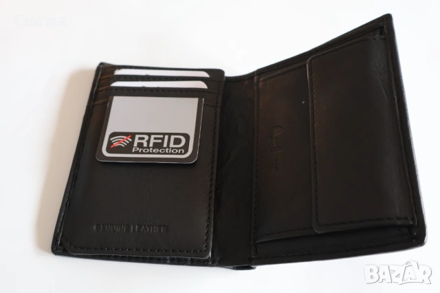 Pepe Jeans малък вертикален портфейл, снимка 9 - Портфейли, портмонета - 54181690