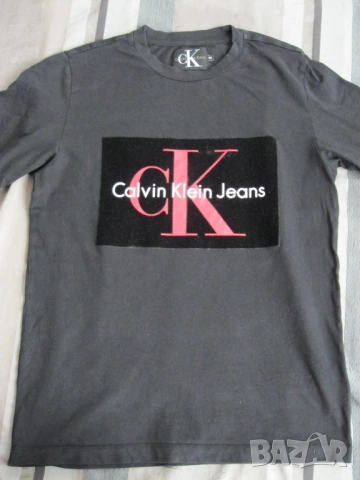 Тениски Calvin Klein размер S, снимка 4 - Тениски - 54813055