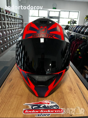 Мото каска SHARK D-SKWAL J.ZARCO Moto GP ,L,тъмен визьор и вградени очила 224.92 лв. / 115 €, снимка 4 - Аксесоари и консумативи - 54961063
