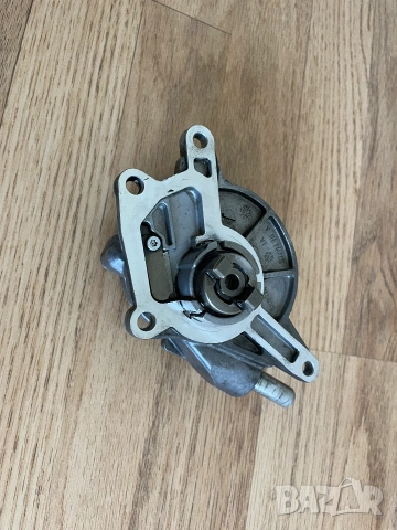 Вакуум помпа Mercedes ML350, снимка 3 - Части - 55057984