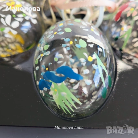 Комплект от шест стъклени, ръчно духани и изрисувани декоративни яйца, снимка 2 - Други ценни предмети - 54142297