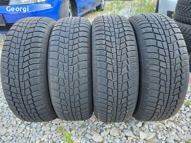 Продавам НОВИ ЗИМНИ ГУМИ 4-БРОЯ R15 195/65