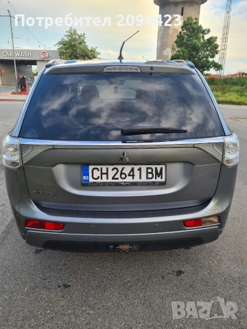 Продавам Mitsubishi Outlander PHEV – 2013. 120 к.с. , снимка 2 - Автомобили и джипове - 54574010