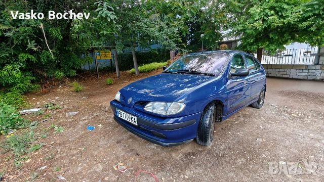 Renault Megan 1.6, снимка 2 - Автомобили и джипове - 54901281