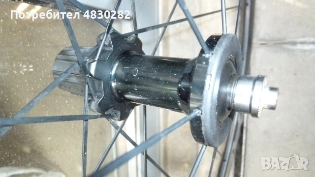 Shimano RS330 - заден, за бегач 700c/ 28 инча, снимка 4 - Части за велосипеди - 55112348