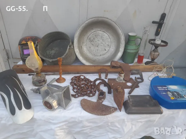 Микс стари вещи.