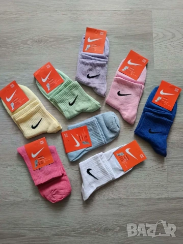 Памучни чорапи Nike къс конч универсален размер