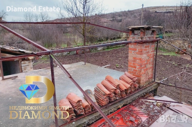 Едноетажна къща в село Изворово, общ. Чирпан, снимка 5 - Къщи - 55061397