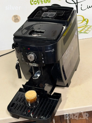 Кафемашина кафе автомат delonghi magnifica S с гаранция, снимка 4 - Кафемашини - 55160127