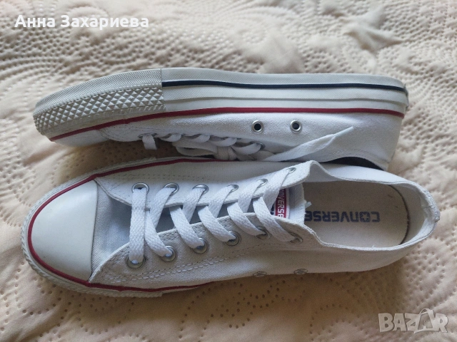 Дамски бели кецове Converse 40