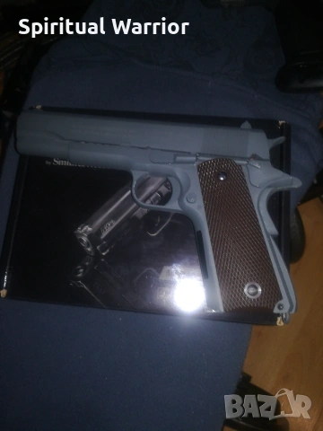 Colt 1911 Anniversary model, Airsoft CO2, 1joules, with blowback