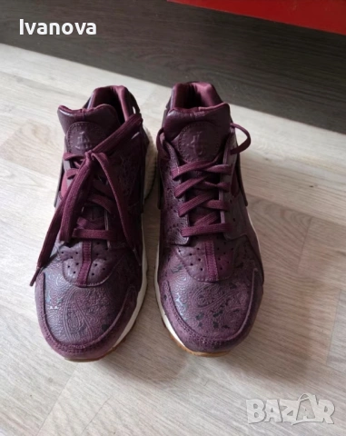 Nike huarache дамски маратонки 41-42, снимка 2 - Маратонки - 54290218