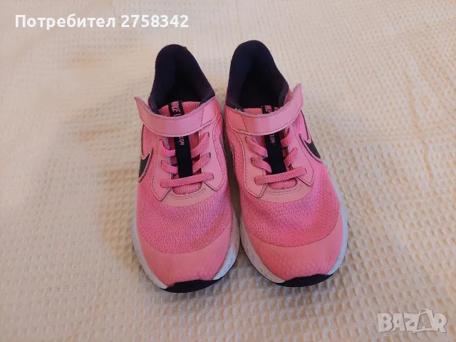 Детски маратонки NIKE, снимка 2 - Детски маратонки - 55562812