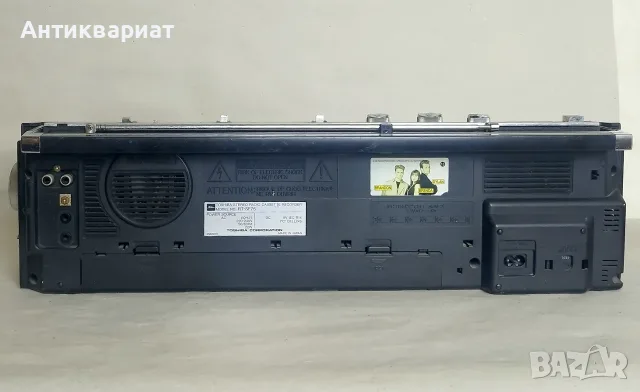 Радиокасетофон за ремонт или за части - Toshiba Cassette Boombox RT-SF75 / Japan, снимка 8 - Радиокасетофони, транзистори - 55546073