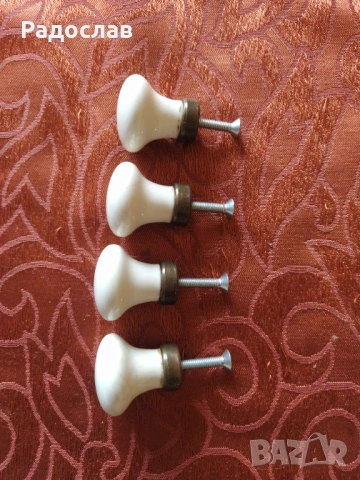 порцеланови дръжки за мебели , снимка 3 - Антикварни и старинни предмети - 54180273