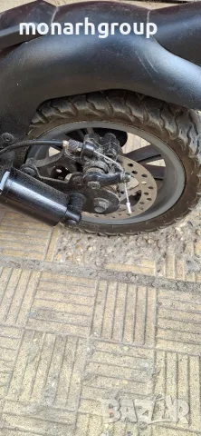 Електрическа тротинетка JEEP 2XE+ зарядно, снимка 8 - Друга електроника - 55315705
