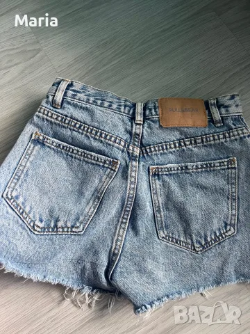 Дамски къси дънкови панталони Pull&Bear – размер 32, снимка 4 - Панталони - 55586491