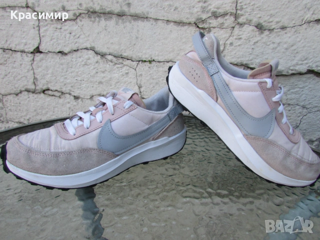 Дамски маратонки Nike Waffle Debut, снимка 5 - Маратонки - 54397097