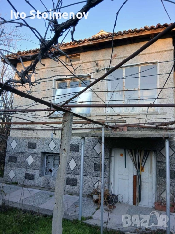 Къща с двор в с. Памидово, снимка 6 - Къщи - 55100045