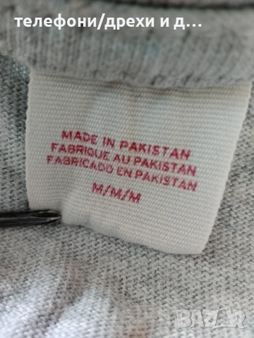 Оригинална памучна тениска Levi's като нова (M), снимка 4 - Спортни дрехи, екипи - 54768933
