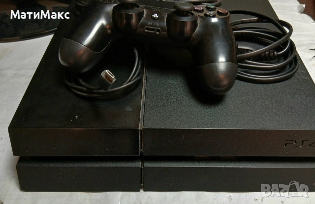 Playstation 4 + контролер, снимка 4 - PlayStation конзоли - 55057626