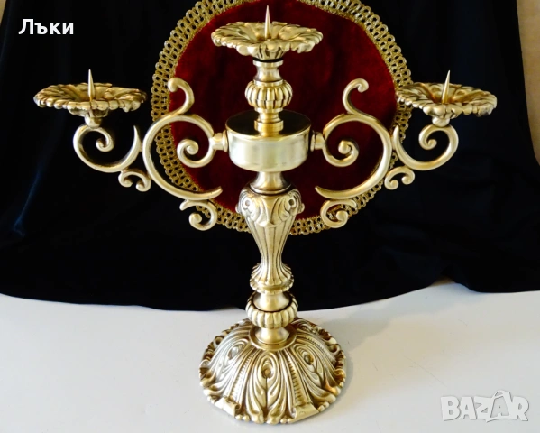 Бронзов свещник,троен свещник,барок 2.8 кг., снимка 10 - Антикварни и старинни предмети - 54271714