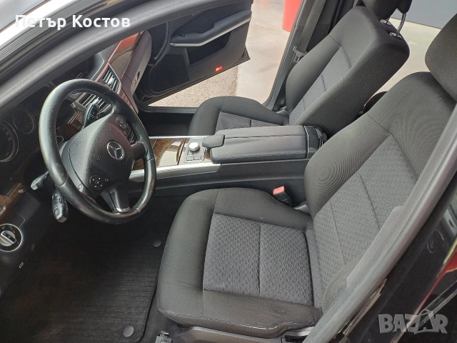 Mercedes E220 , снимка 13 - Автомобили и джипове - 55003677
