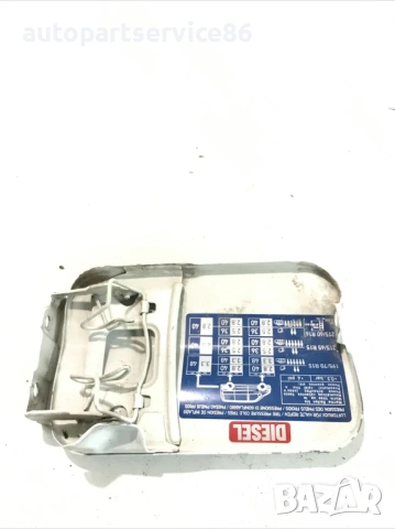 Капак на резервоар бял за Mercedes W638 Vito (1999-2002), снимка 2 - Части - 54180347