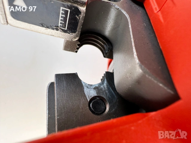Hilti STR 4-22 Nuron - Нова акумулаторна машина за рязане на шпилки, снимка 6 - Други инструменти - 54458965