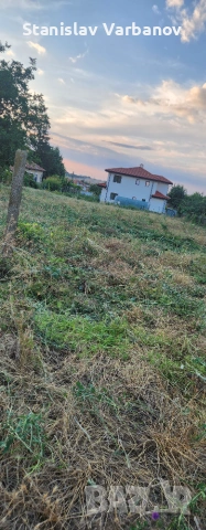 640 кв.м парцел в сл.Бранище