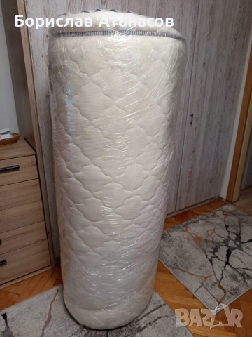 Матрак с мемори пяна 