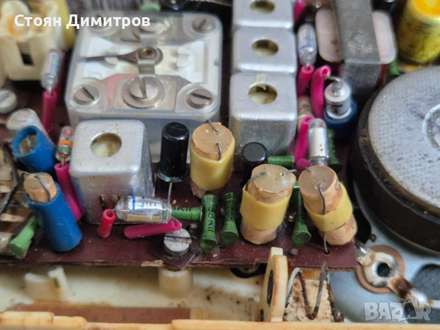  Български радиоприемник Ехо РДТ63, снимка 8 - Радиокасетофони, транзистори - 55154458