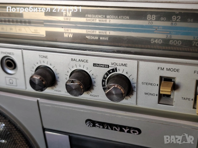радиокасетофон Sanyo M9830K, снимка 4 - Радиокасетофони, транзистори - 54699741