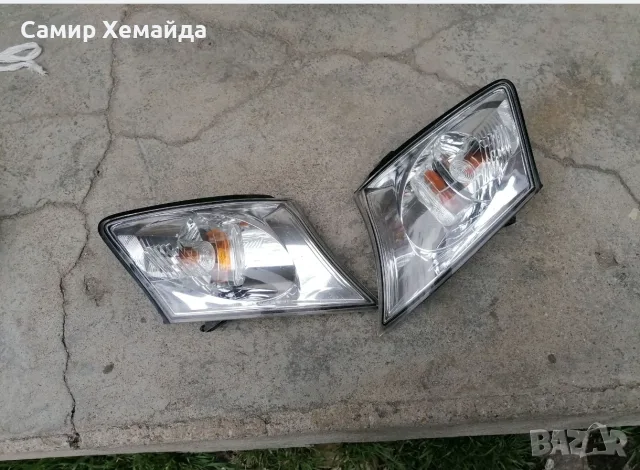 Предни мигачи за Мазда MPV 2002-pa година на брой 20 евро