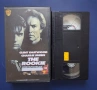 Видеокасета VHS Новобранецът , снимка 2