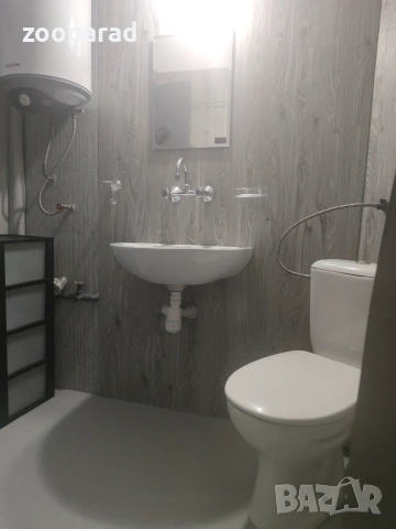Тристаен дългосрочно - район Колхозен Пазар, снимка 4 - Апартаменти - 55206866
