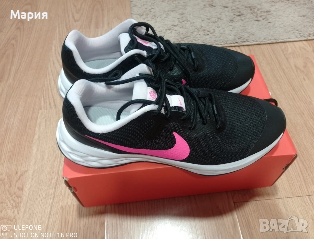 Дамски маратонки nike