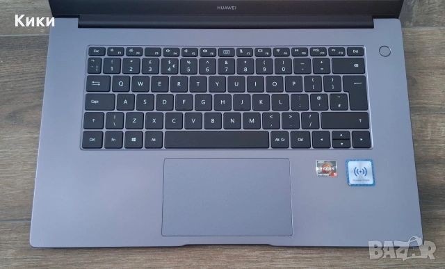 Лаптоп Huawei Matebook D15 | Ryzen 5 4500U 6-Core| 8GB | 512 SSD, снимка 2 - Лаптопи за дома - 53829441