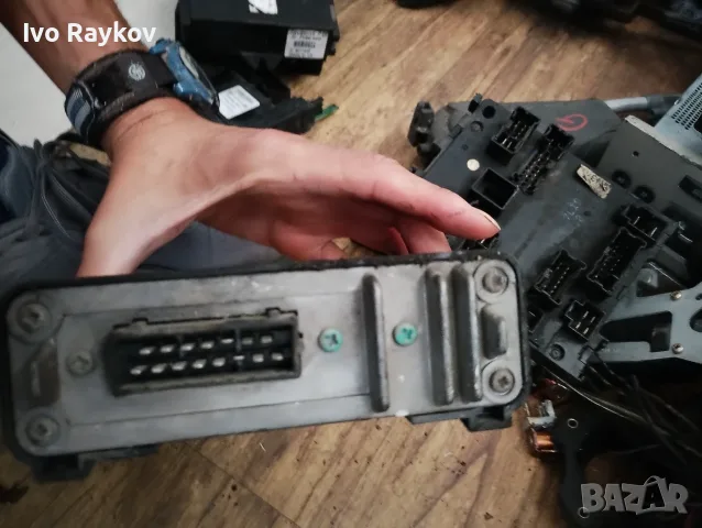 Компютър двигател ECU за Ford Sierra , 89BB9F480AB, снимка 2 - Части - 55543539