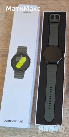 Samsung Galaxy Watch 7 44mm в Гаранция, снимка 2 - Смарт гривни - 54352267