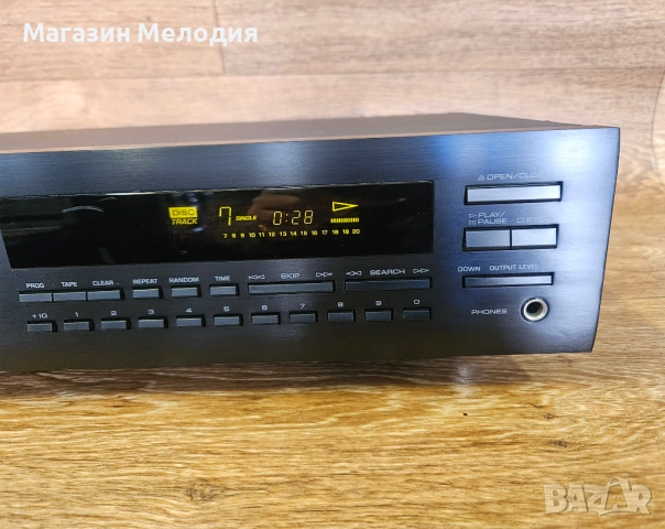 CD Player Yamaha CDX-560 Natural Sound – Аудиофилски CD плеър в отлично състояние., снимка 7 - Декове - 54145129